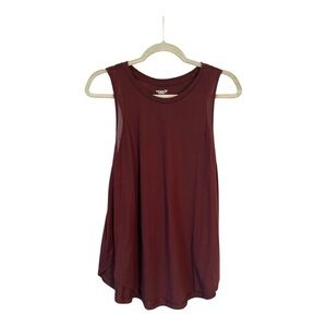 OLD NAVY Women’s Active Go-Dry Tank with Mesh Design | Maroon